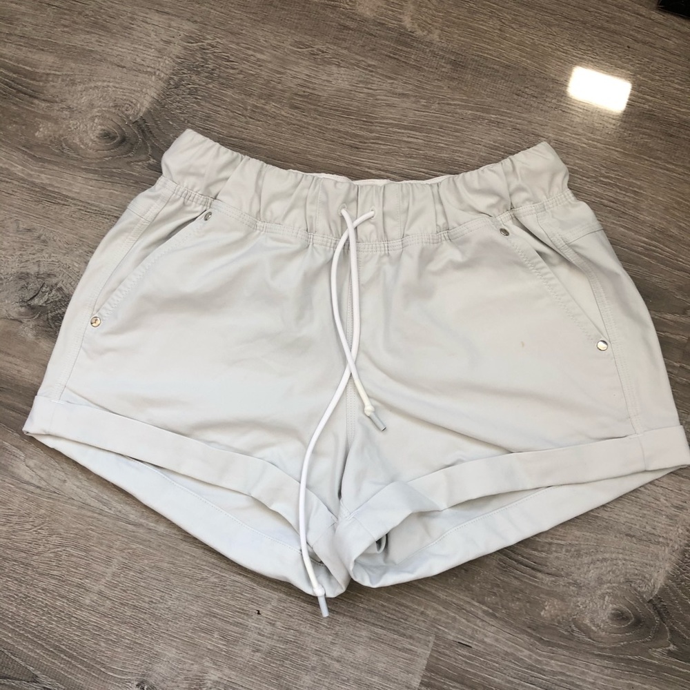 Lululemon casual shorts